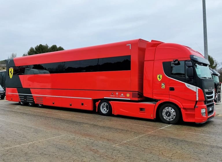 TaT F1 Scuderia Ferrari IVECO transporter 0222 1